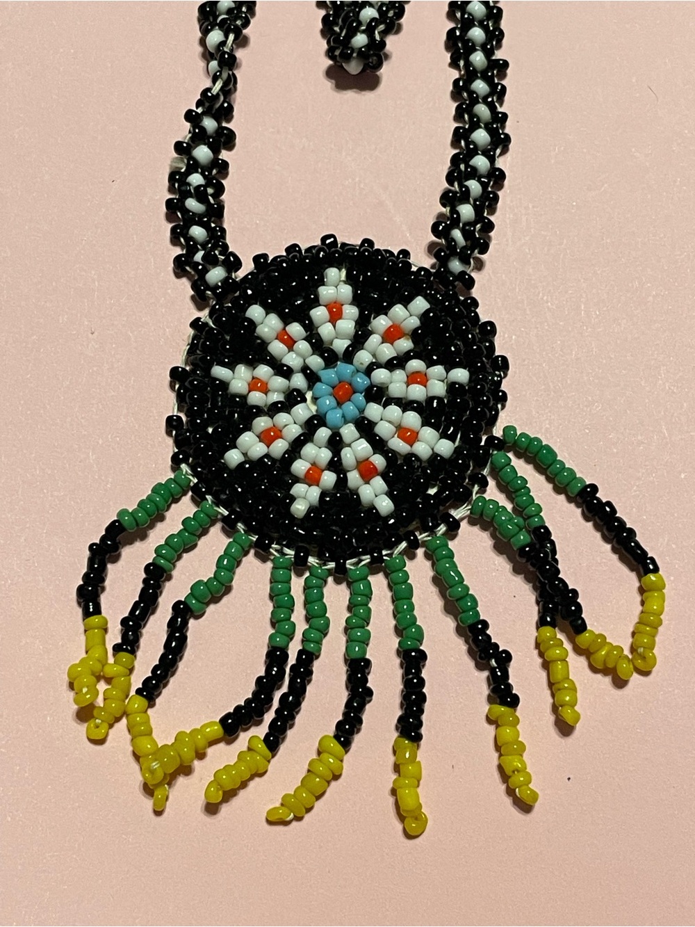 Vintage Native Seed Bead Medallion Necklace ~ Old Tuscan #0157